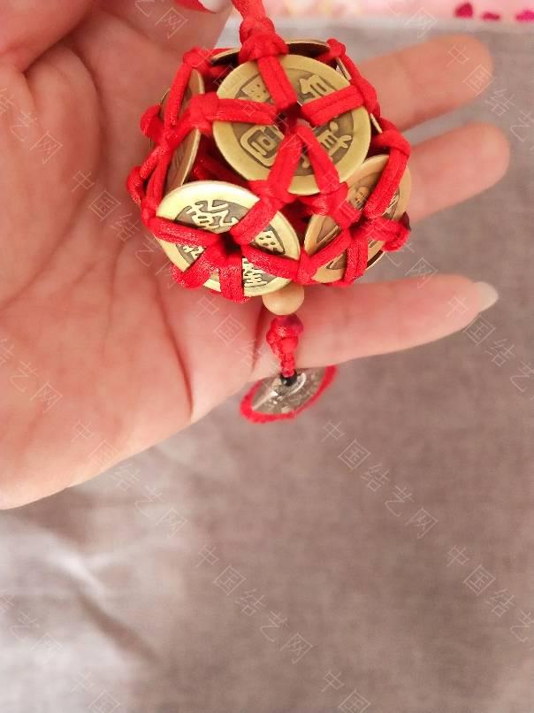 铜钱玲珑球怎么编,十帝梅花铜钱编法视频,铜钱绣球的编法图解 作品