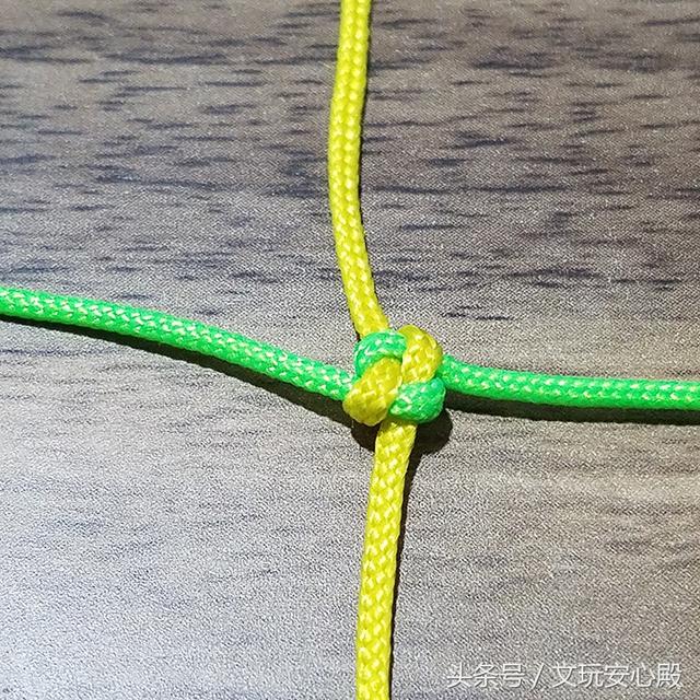 文玩菩提穿绳:中国结十字结图解-中国结教程-编法图解-中国结艺网