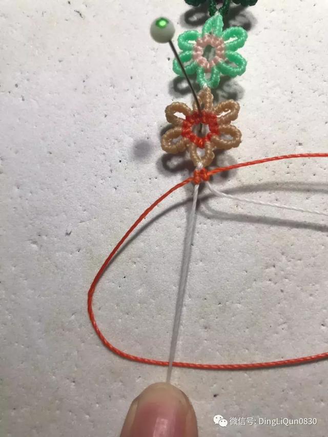 编绳教程实用的简单多功能小花狗狗牵引绳的制作