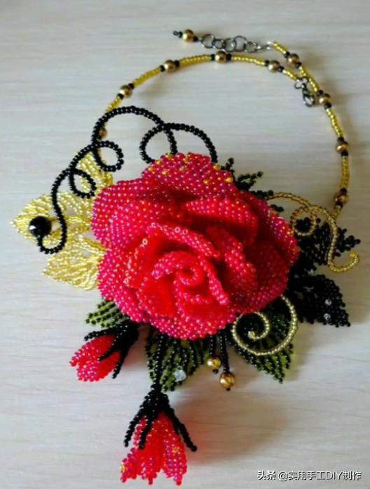 「串珠作品」32款靓丽惊艳的乌克兰3d花朵个性项链,款款精致