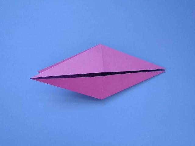 简单纸鹤的折法,幼儿园手工纸折千纸鹤步骤图解