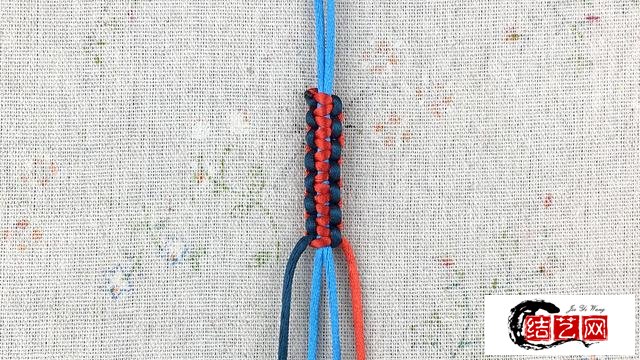 本命年红绳手链编法图解,简单平结手链编织教程