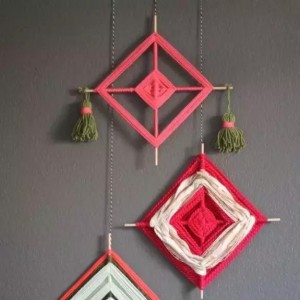 一款手工方形吊饰，挂在家里墙上非常美！附图解教程