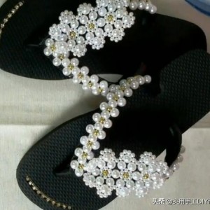 「串珠作品」37款精致的钻石珍珠人字拖鞋，夏天穿上美美的！
