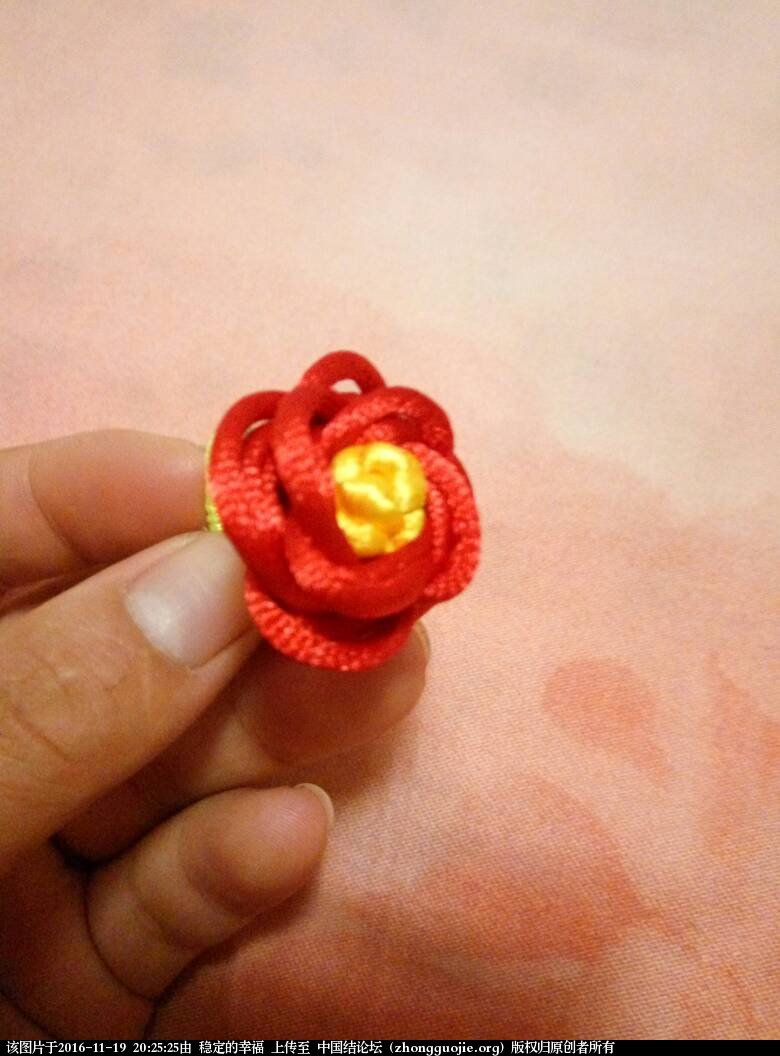 玉玫瑰花戒指红绳编法图片