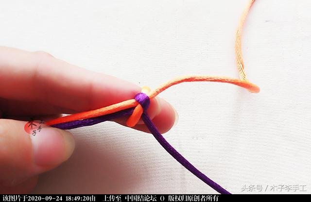 学会这个编织技巧，以后本命年再也不用花钱买红绳手链了-7.jpg