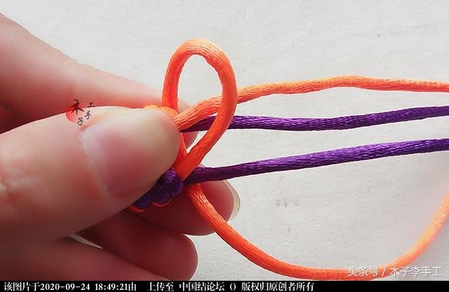学会这个编织技巧，以后本命年再也不用花钱买红绳手链了-12.jpg