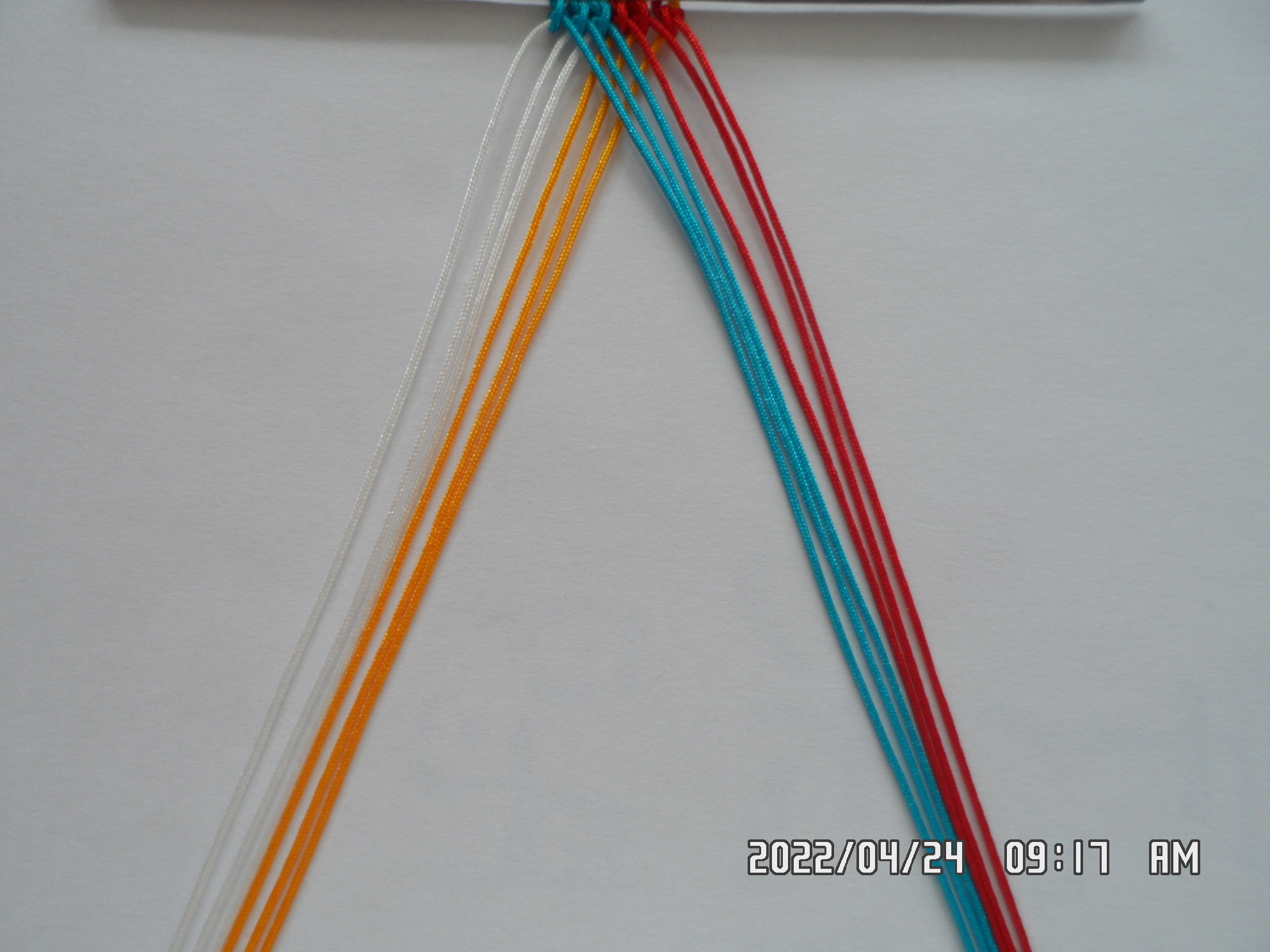 中国结论坛 一款彩色拼接图案的手绳 —— 反斜卷结练习  图文教程区 081244scl415c7c2q5z5c5