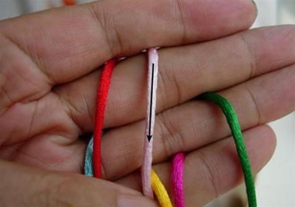 收藏！中国结六线三圈六瓣纽扣结的手工编织方法