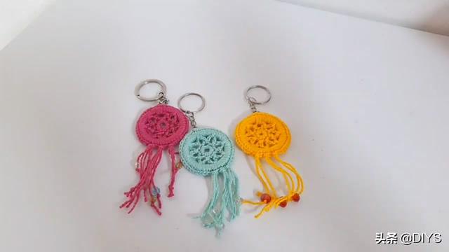 鉤針編織教程，學習如何鉤織漂亮的鑰匙鏈掛件