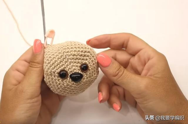 毛茸茸的可爱小刺猬挂饰，这可不是买的，手工编织教程已经送达