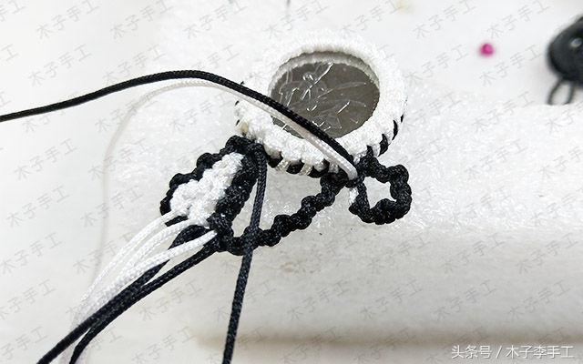 硬币小猫手机挂饰编织图文教程