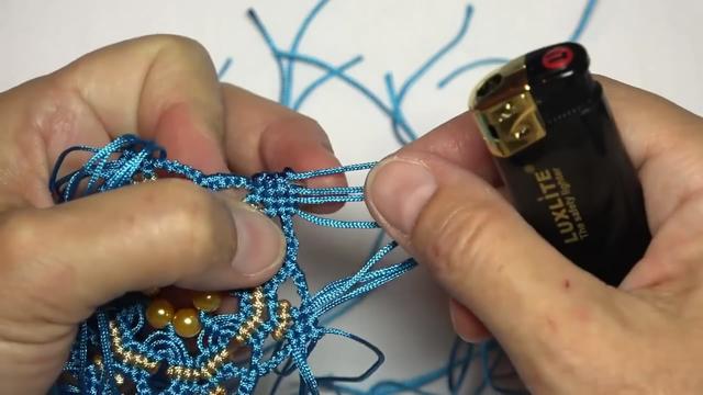 DIY绳编小课堂，学习编织雪花毛衣链吊坠的方法（图解2-2）