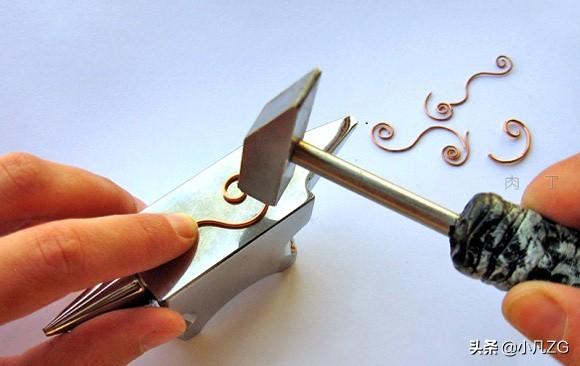 废铜线制作精美的古典项链吊坠手工DIY详细图解