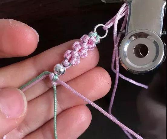 编织 | 美丽的桃花手链编法教程