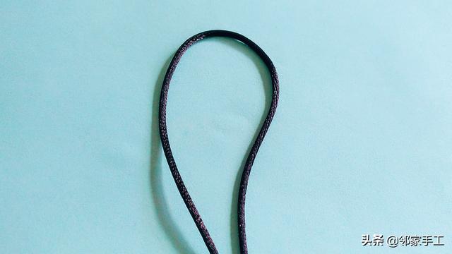 用最简单的平结编织漂亮手链，看一遍就学会，手工编绳教程