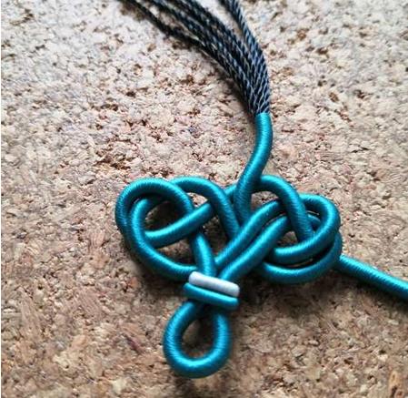 简易中国结祥云结的编织，用它做一个吊坠绳有多美？