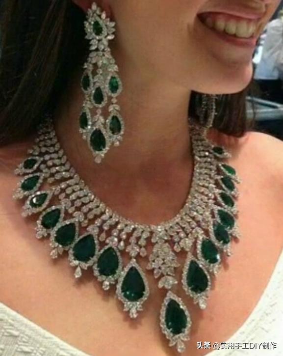 「串珠作品」28款尽显高贵气质的翡翠钻石项链套装