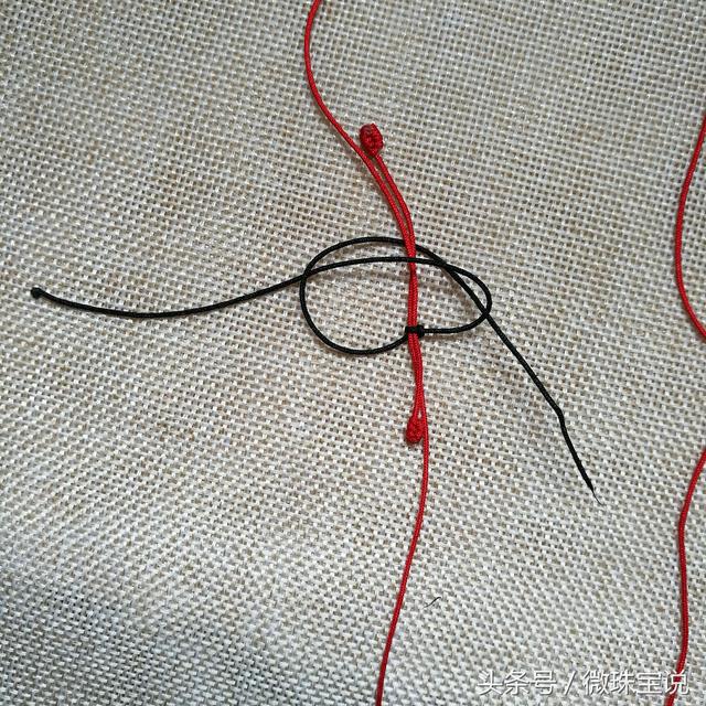 簡單可調節長短的吊墜繩子編法！