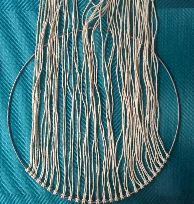 一根繩子都能編得如此高級，掛在家里墻上，想不美都難！附教程