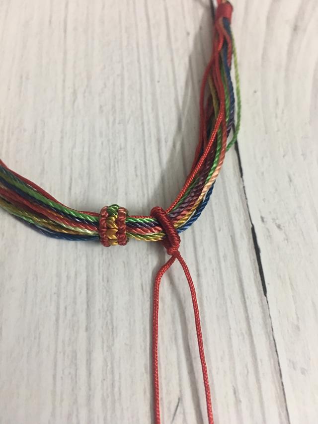 多彩細線彩繩手繩的編法