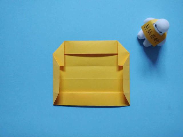 教你用纸折一个文具盒,简单又实用,手工折纸图解教程