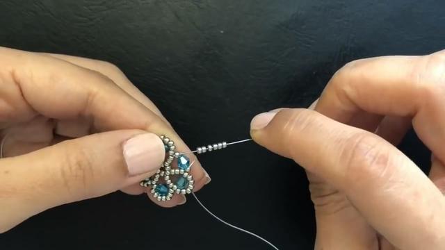 「DIY饰品系列」教你学习如何串珠制作漂亮的春花手镯！