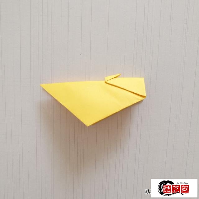 幼儿园手工，用卡纸折一个简单的天鹅，可以当收纳盒