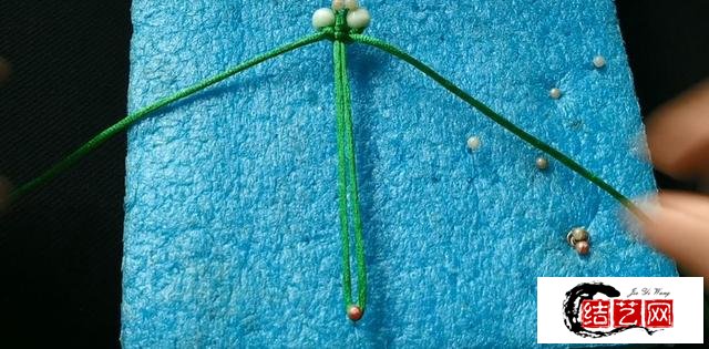 平结版小蜻蜓，一根绳两颗珠子，就能做的简易版蜻蜓