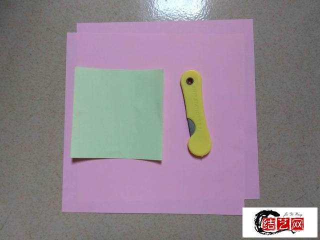 折纸手工DIY，家里的抽纸盒子怎么用纸折最简单？很实用的教程哦
