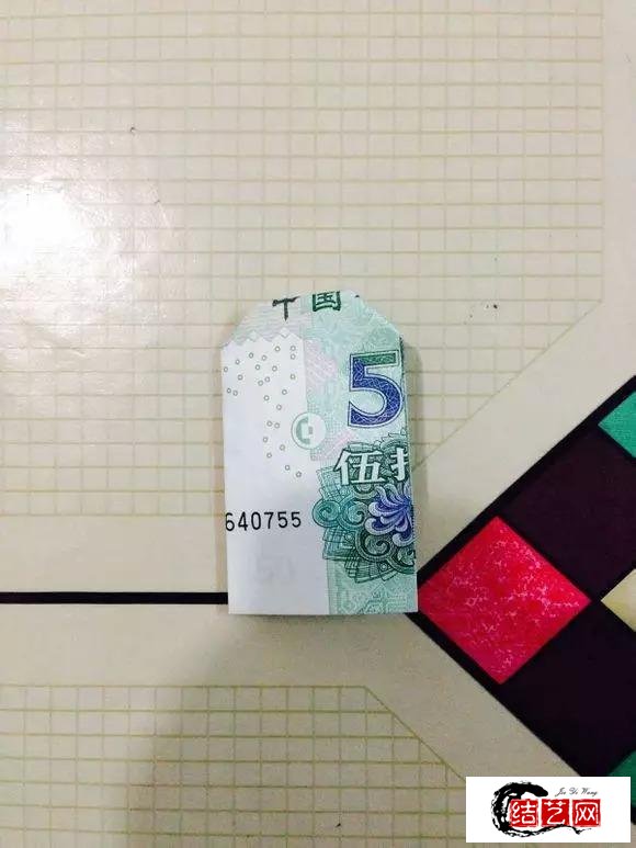 人民币520心形折纸手工折法教程图解 50,20,10元币