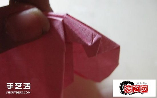 冰淇淋玫瑰的折法图解 手工折冰淇淋玫瑰步骤 -  www.shouyihuo.com