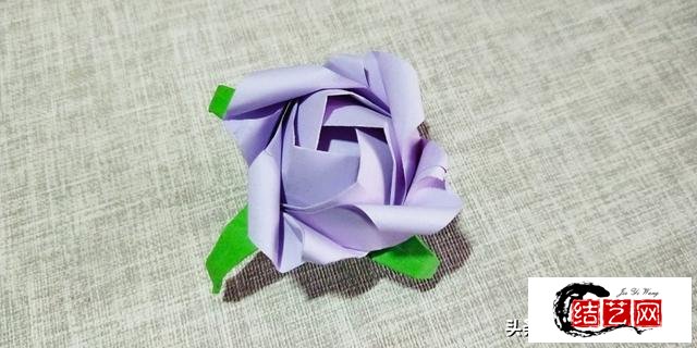 手工教程：漂亮的玫瑰花折纸图解，简单易学，快来试试