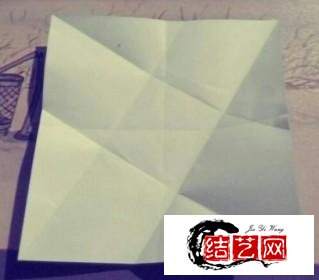 糖果盒子的折纸方法 简单的折纸盒子教程