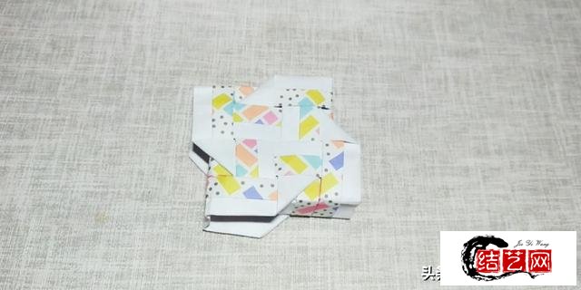 折纸教程：简单立体组合折纸详解