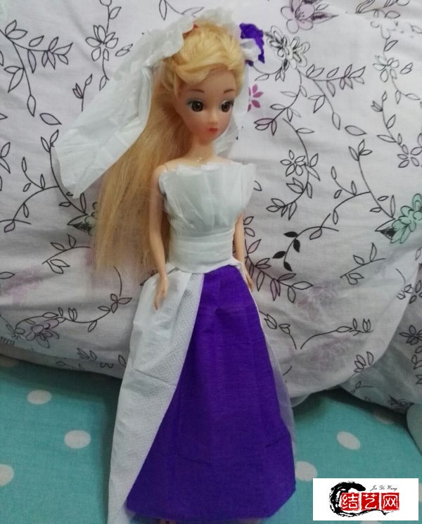 芭比娃娃的公主服折纸方法教程-www.saybb.net
